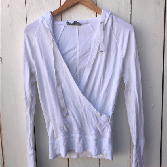 new balance women's revitalize hoodie